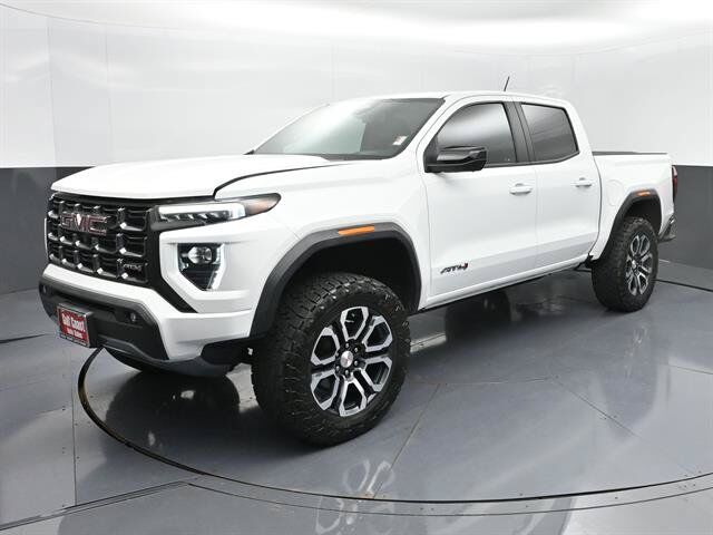 2023 GMC Canyon