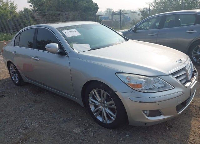 2010 HYUNDAI Genesis