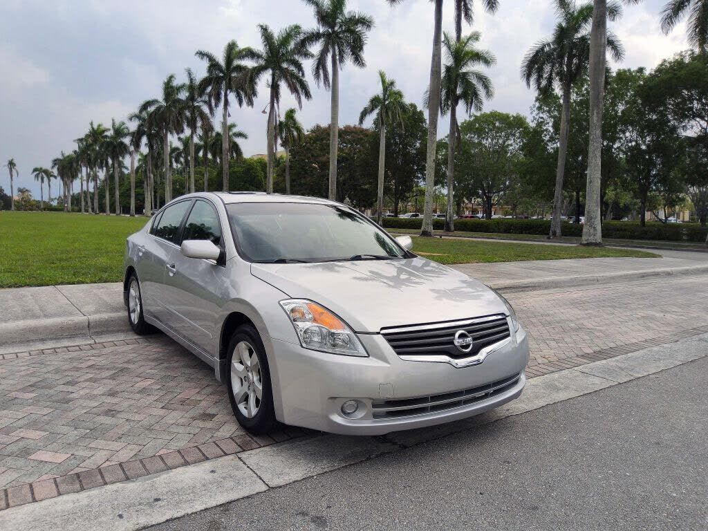 2009 NISSAN Altima