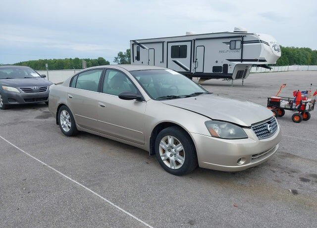 2005 NISSAN Altima