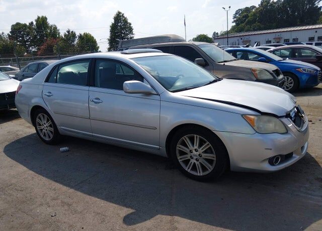 2008 TOYOTA Avalon