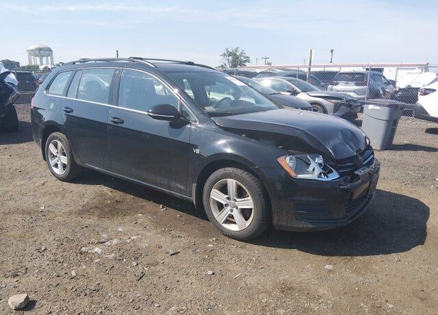 2015 VOLKSWAGEN Golf SportWagen