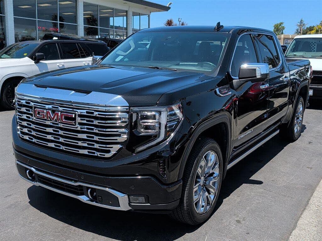 2023 GMC Sierra