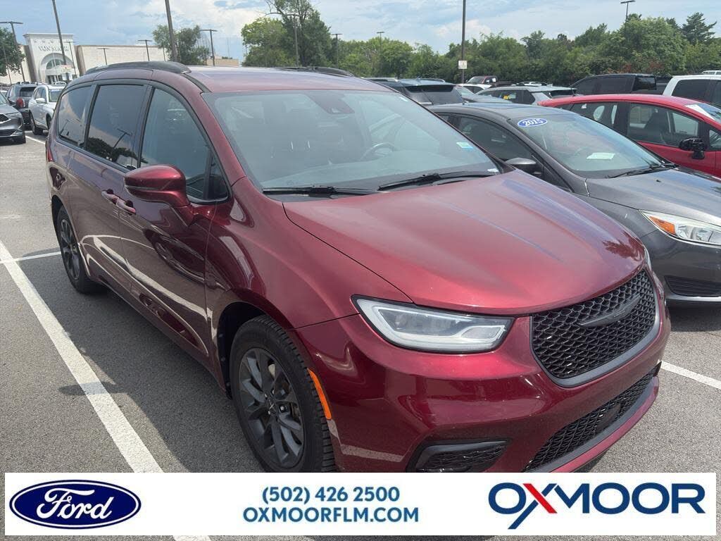 2021 CHRYSLER Pacifica