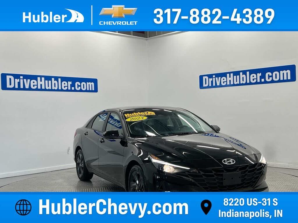 2023 HYUNDAI Elantra