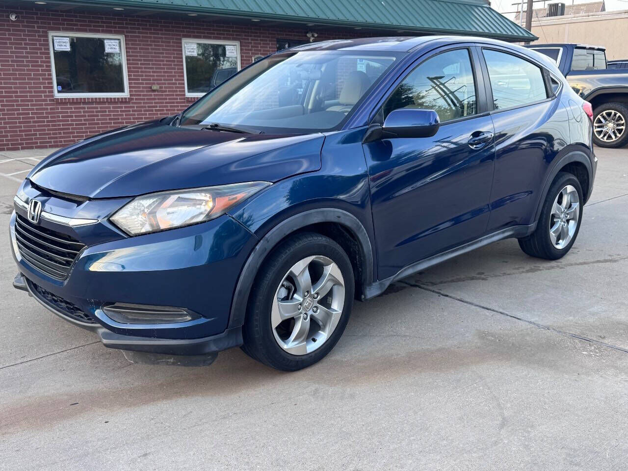2017 HONDA HR-V