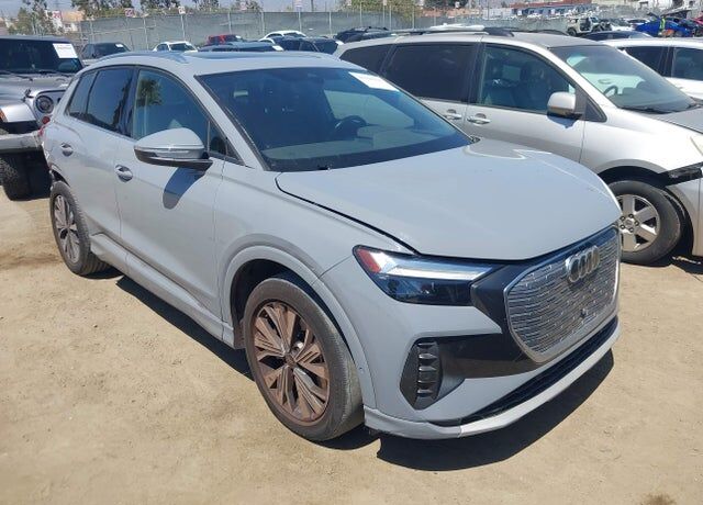 2023 AUDI Q4