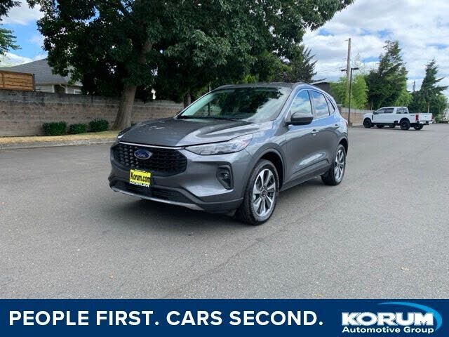 2025 FORD Escape