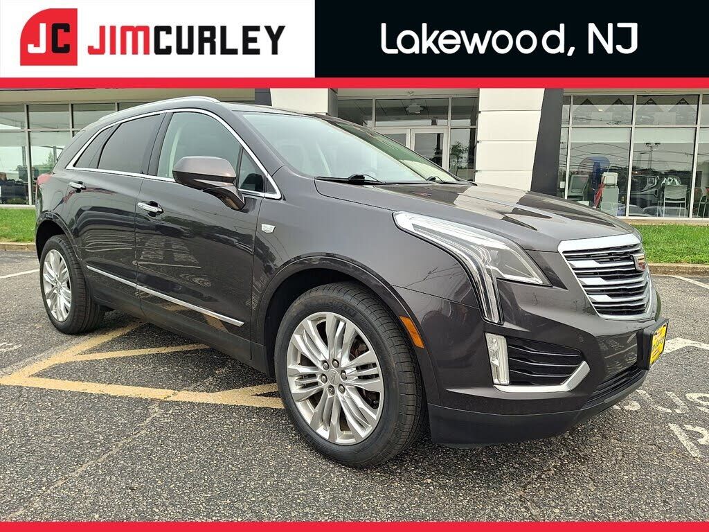 2017 CADILLAC XT5