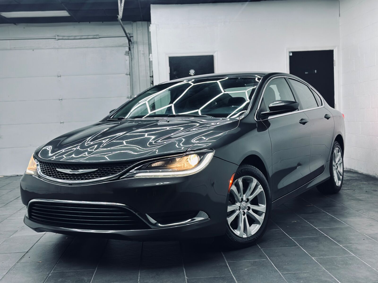 2016 CHRYSLER 200