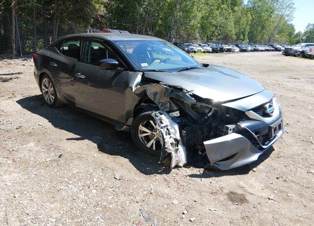 2017 NISSAN Maxima