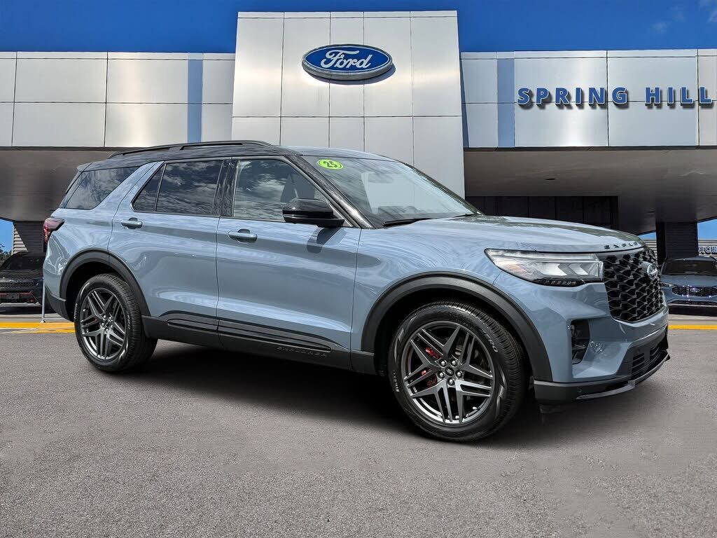 2025 FORD Explorer