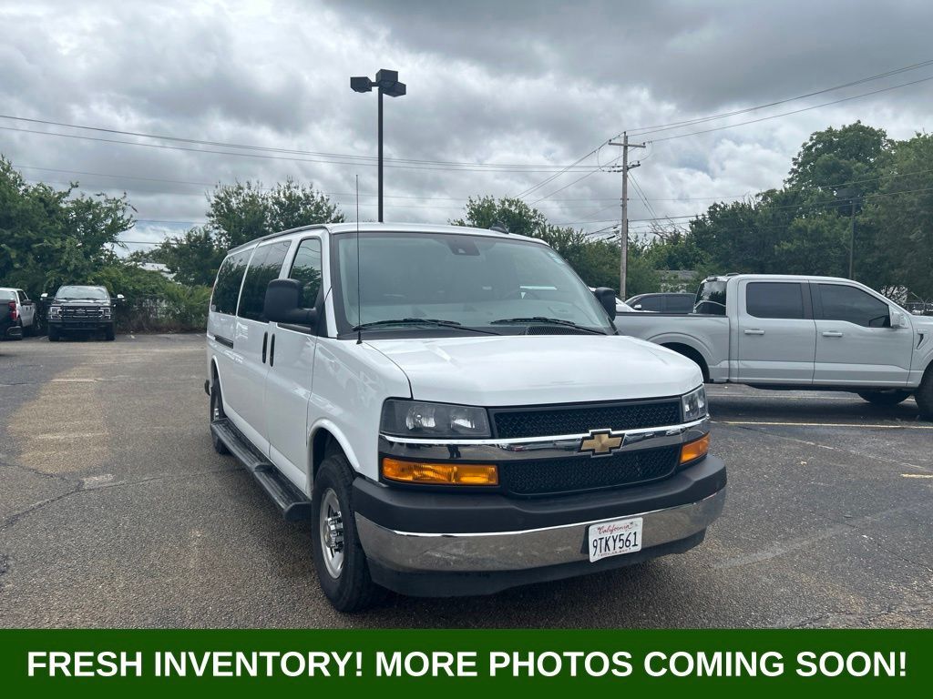 2025 CHEVROLET Express