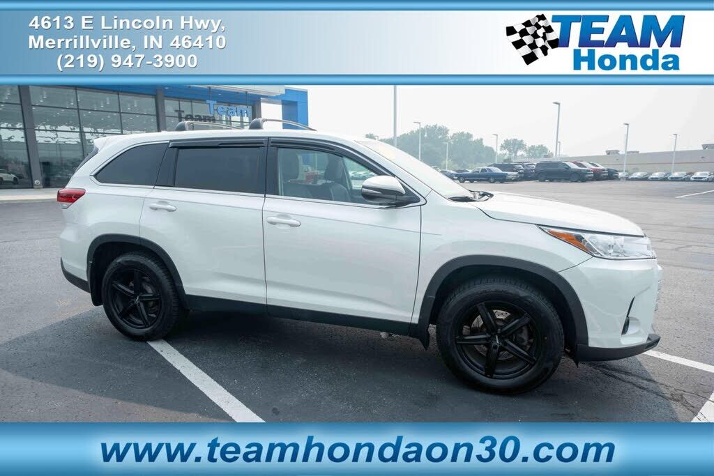2019 TOYOTA Highlander