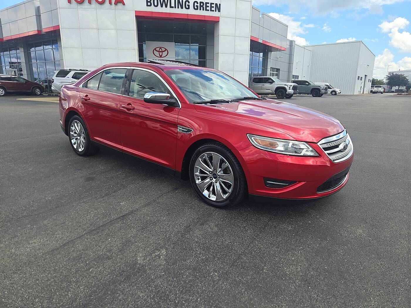 2011 FORD Taurus