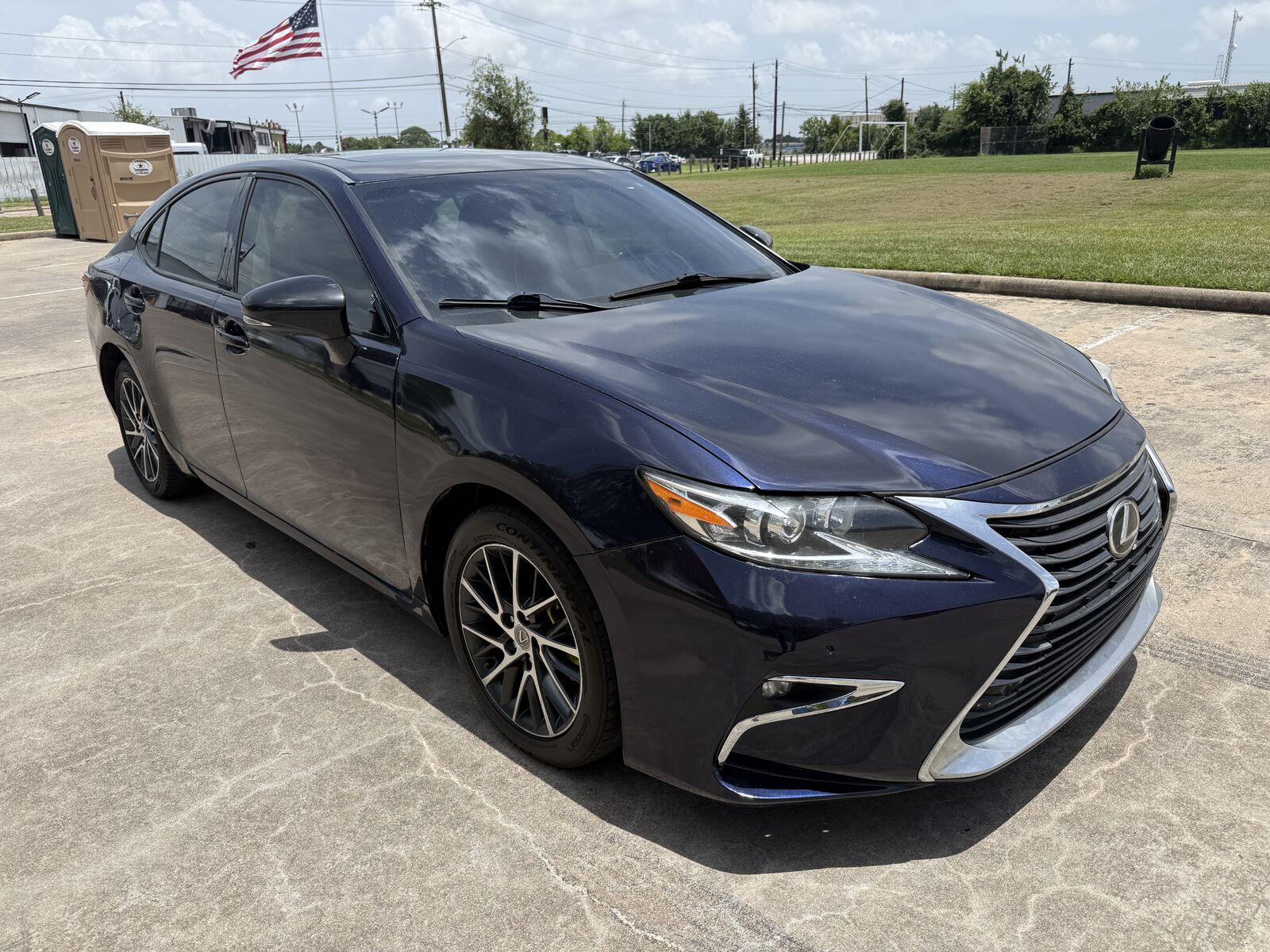 2016 LEXUS ES