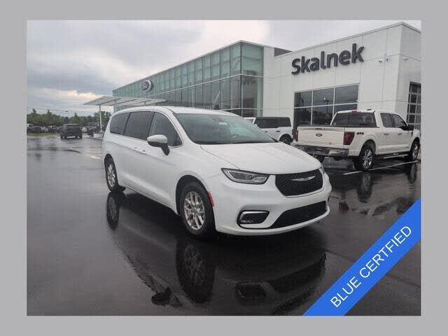 2023 CHRYSLER Pacifica