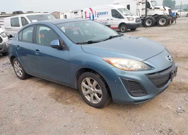 2010 MAZDA Mazda3