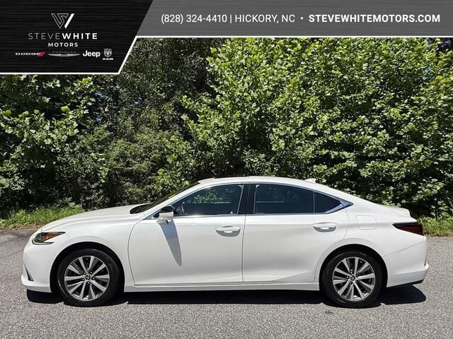 2020 LEXUS ES