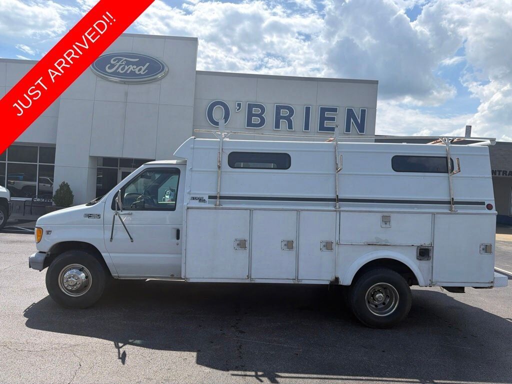 2000 FORD E-450