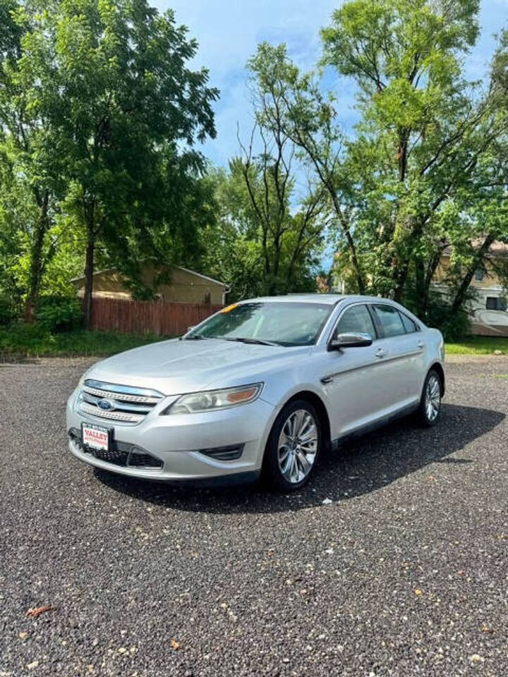 2011 FORD Taurus