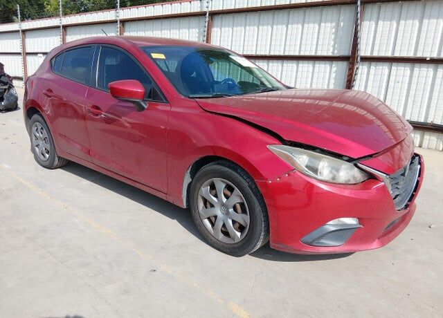 2015 MAZDA Mazda3