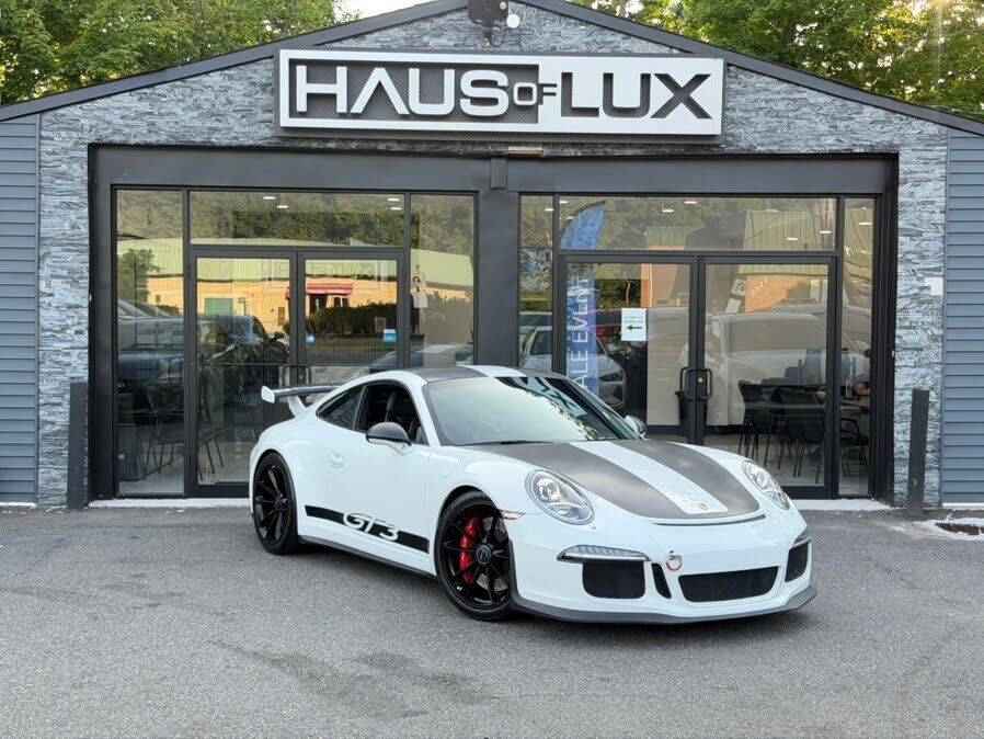 2015 PORSCHE 911