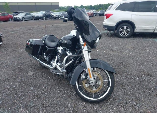 2022 HARLEY DAVIDSON FLHX / Street Glide