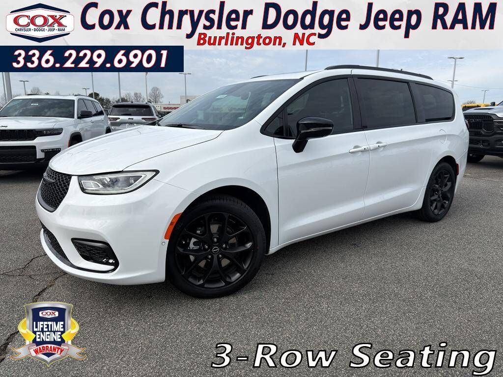 2026 CHRYSLER Pacifica