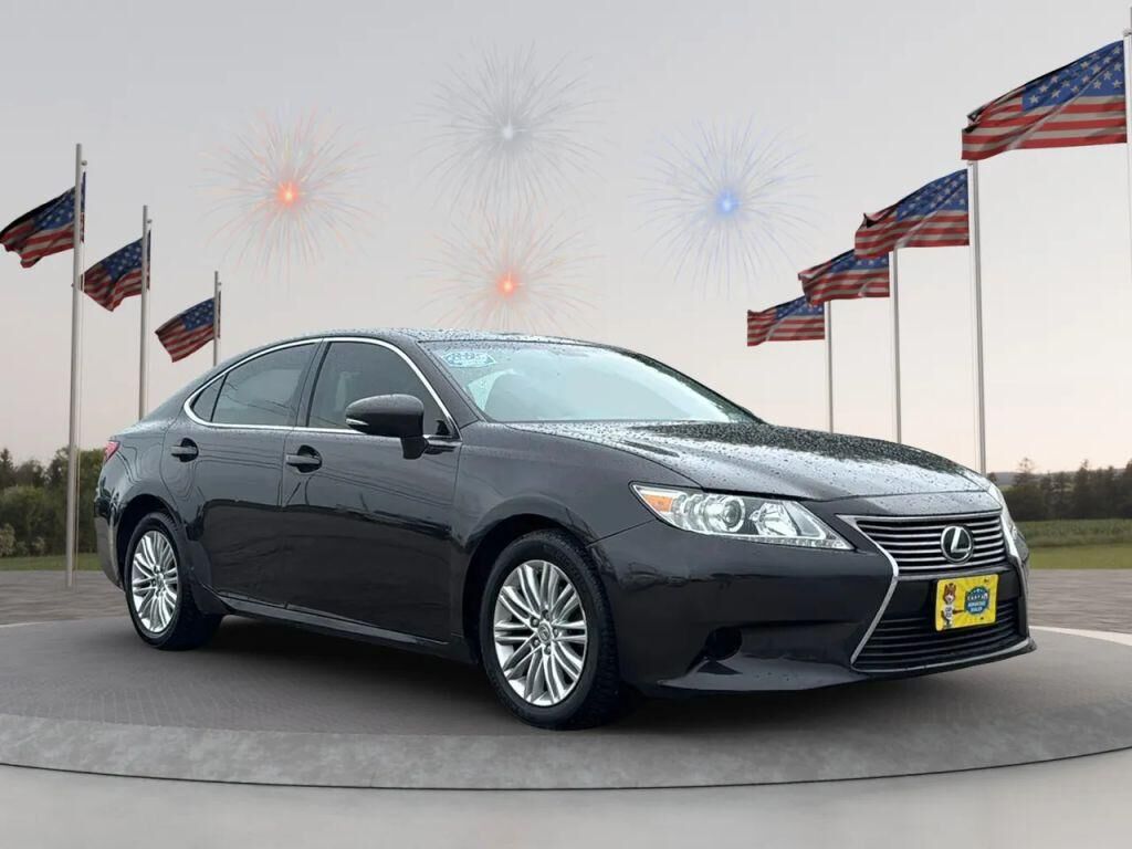 2013 LEXUS ES