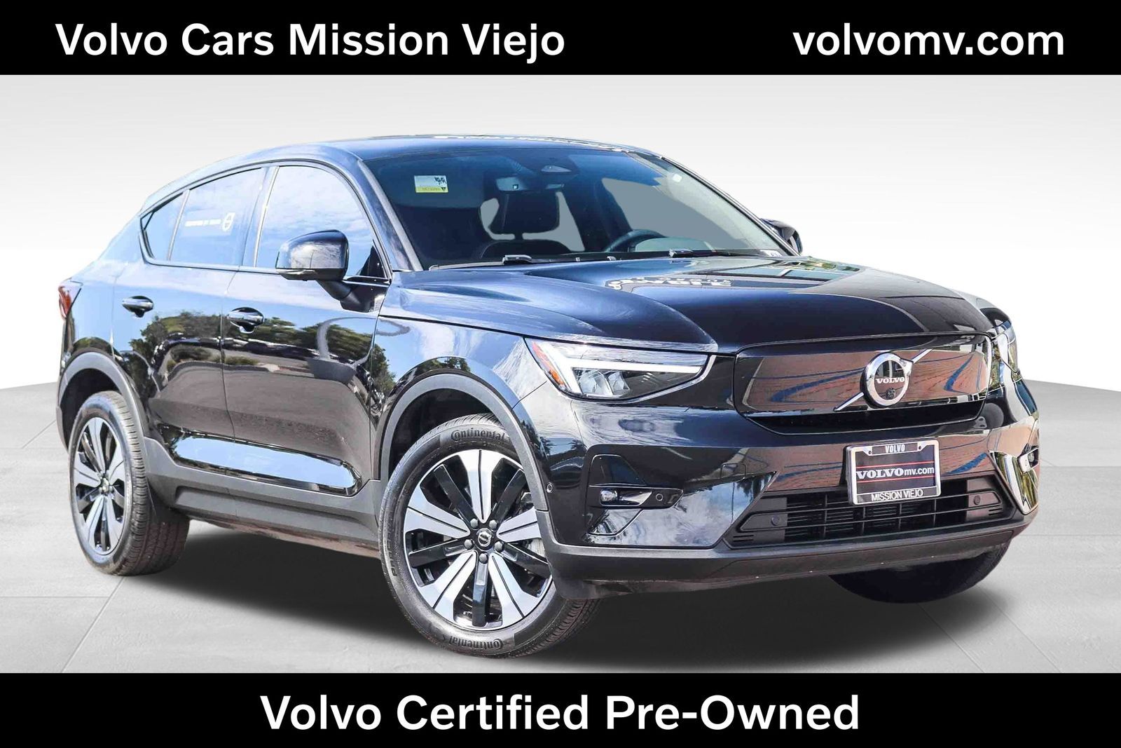 2023 VOLVO C40