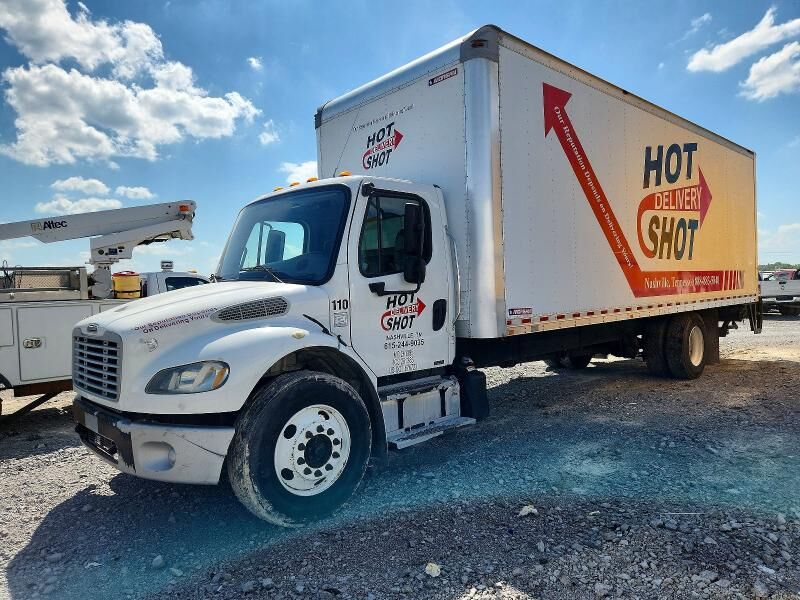 2017 FREIGHTLINER M2