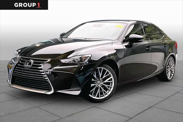 2019 LEXUS IS