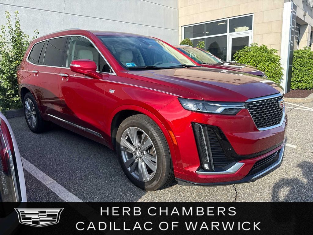 2024 CADILLAC XT6