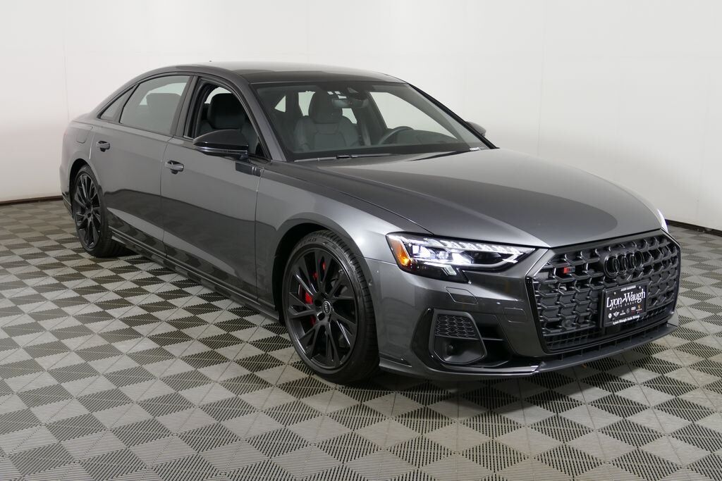 2026 AUDI S8