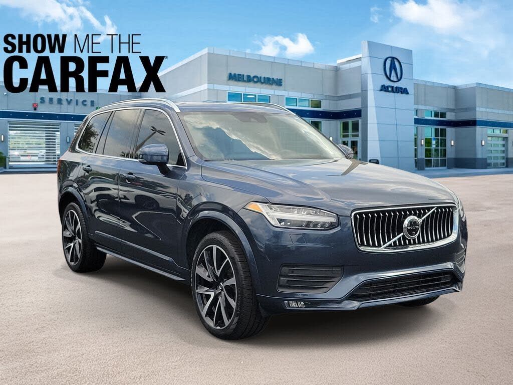 2022 VOLVO XC90