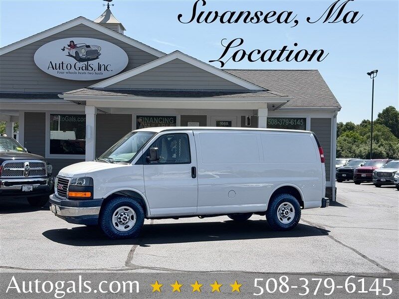 2017 GMC Savana