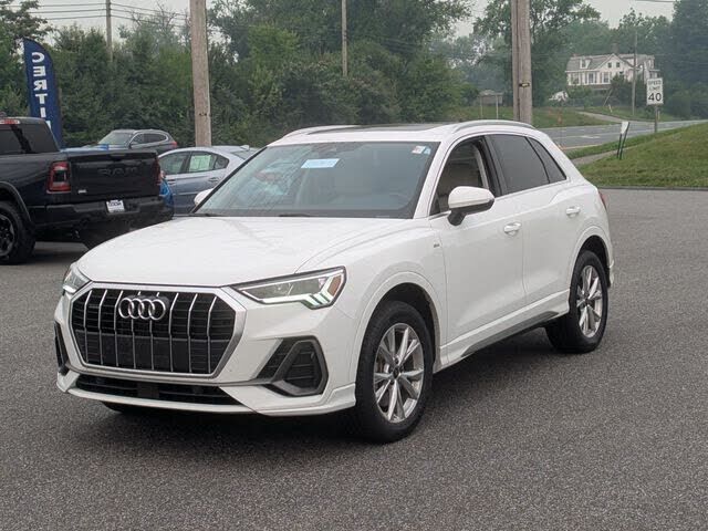 2024 AUDI Q3