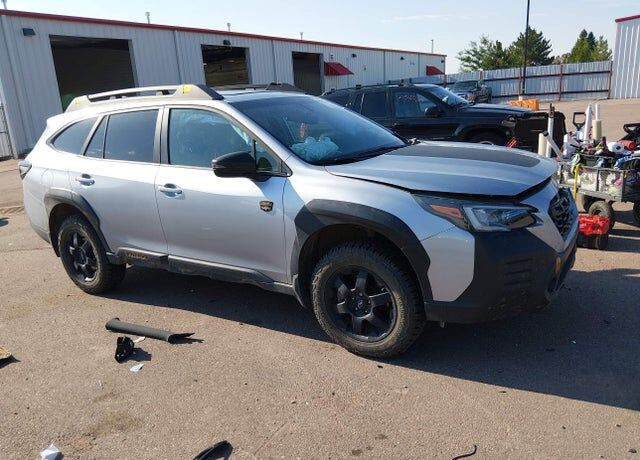 2022 SUBARU Outback