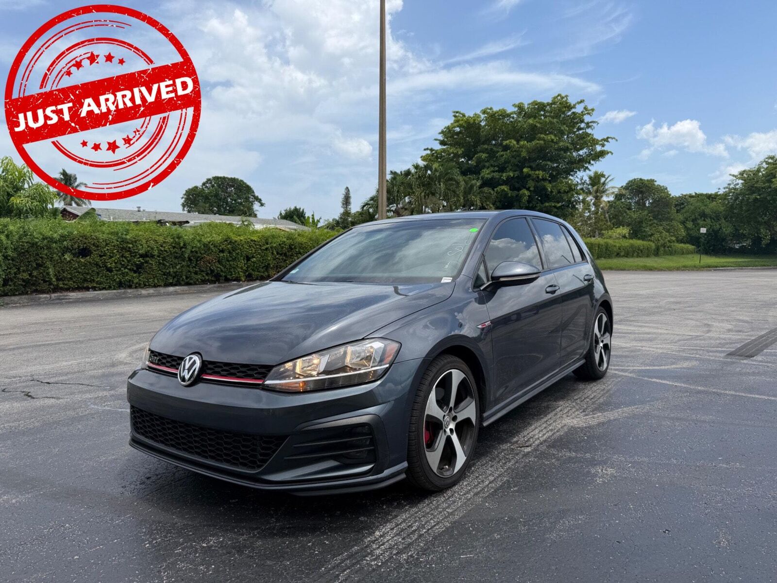 2018 VOLKSWAGEN Golf GTI
