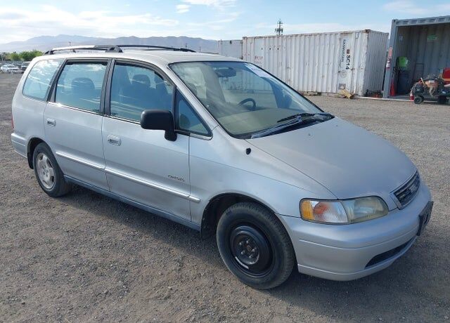 1996 ISUZU Oasis