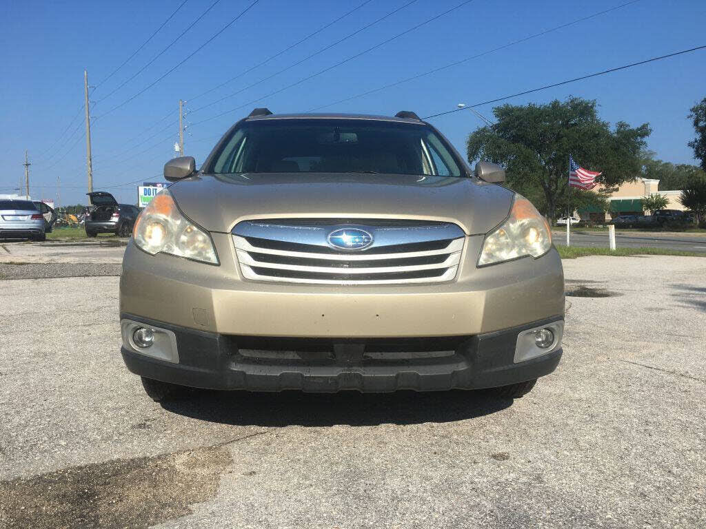 2010 SUBARU Outback