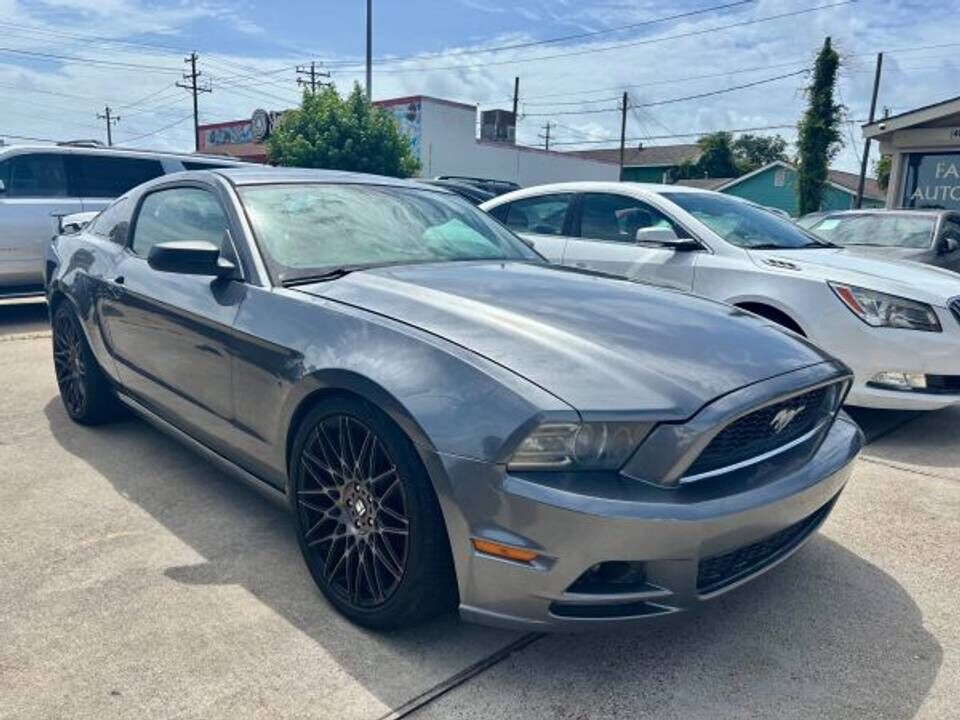 2014 FORD Mustang