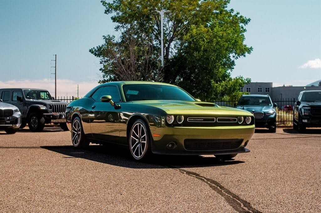 2021 DODGE Challenger