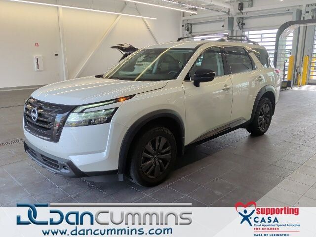 2022 NISSAN Pathfinder