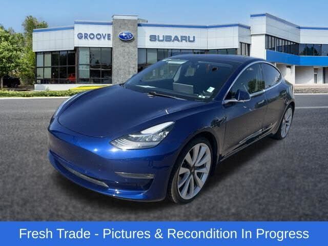 2018 TESLA Model 3