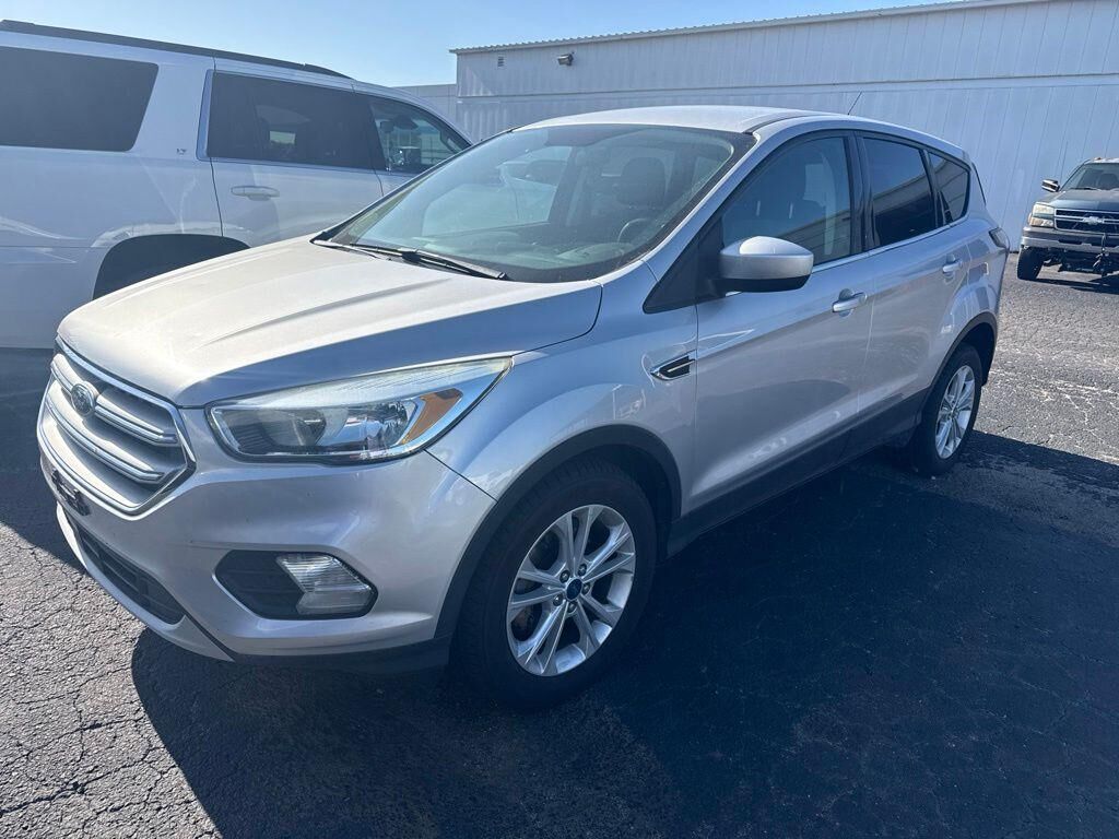 2017 FORD Escape