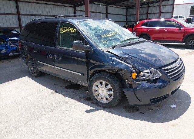 2007 CHRYSLER Town and Country