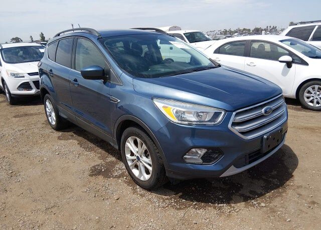 2018 FORD Escape