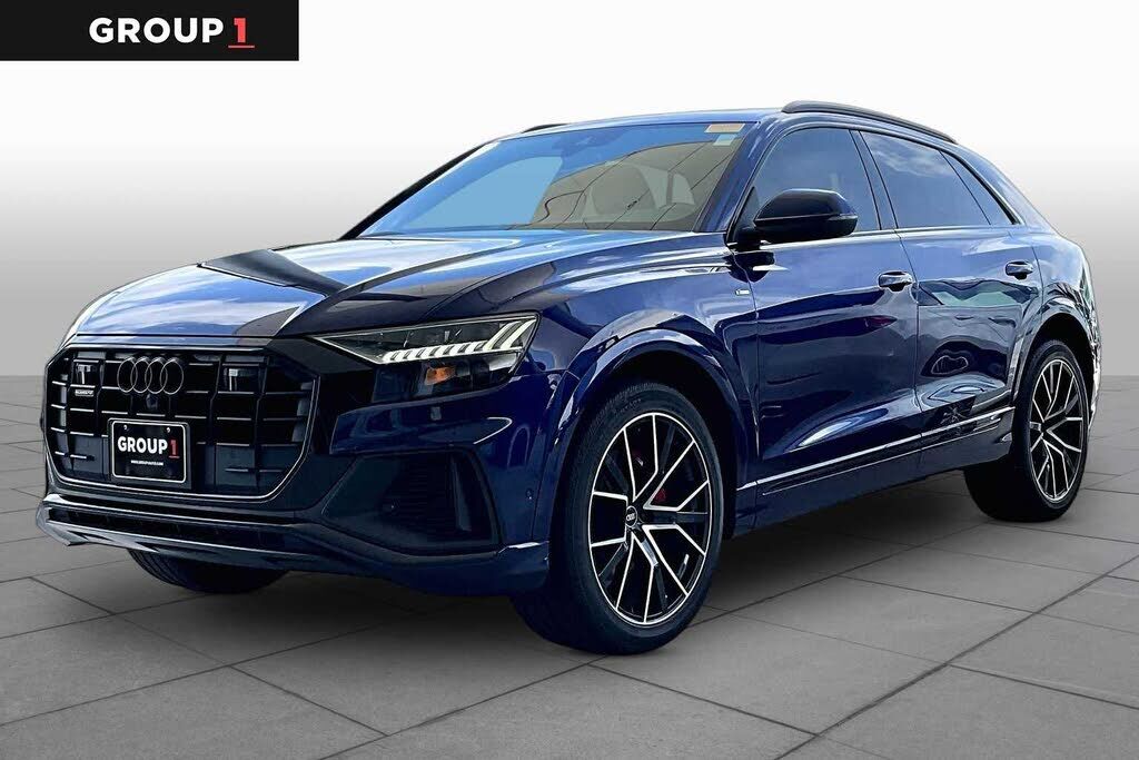 2021 AUDI Q8